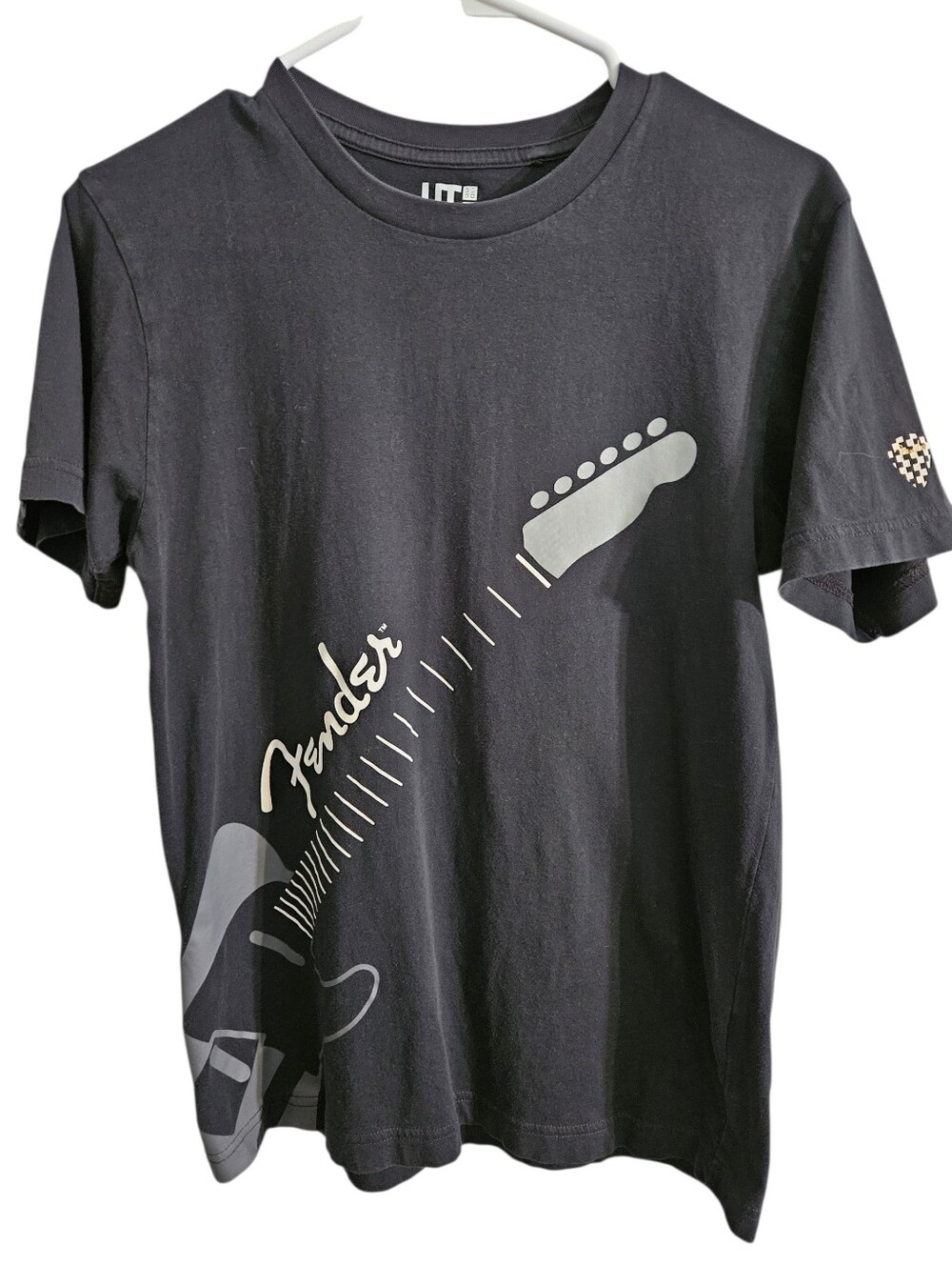 Uniqlo Fender Guitar Graphic  T‑Shirt, Small